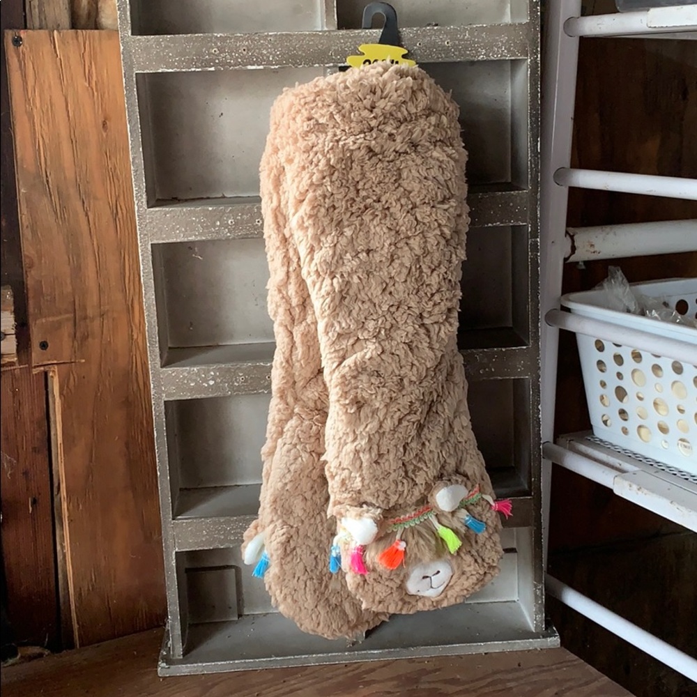 OOOH GEEZ Llama Call You No-Skid Sherpa Slippers